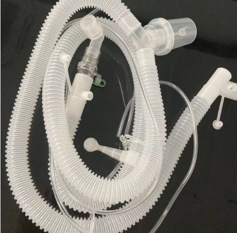 昌華一次性使用呼吸回路套件型號：麻醉管路型、呼吸管路型。